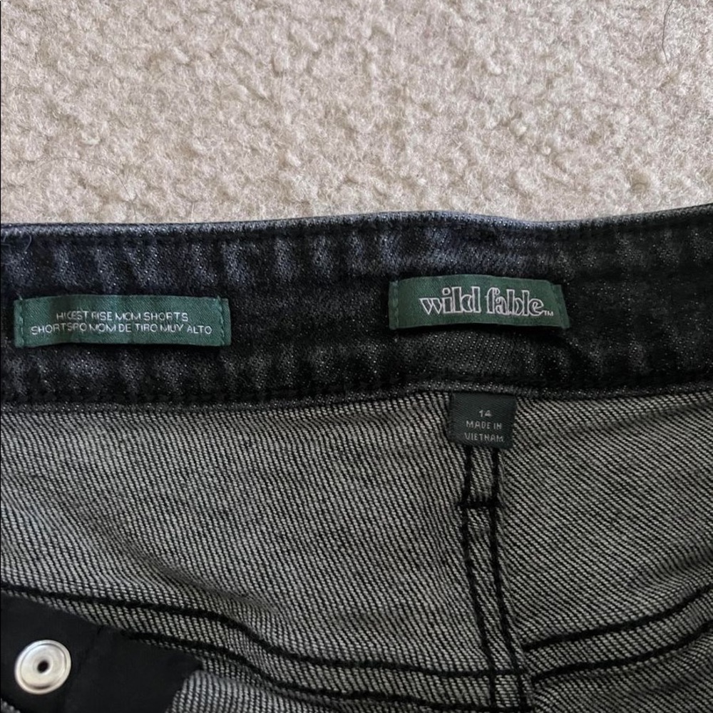 Wild Fable Highest Rise Mom Short - Picture 3 of 4